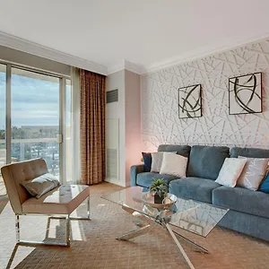 https://serenity-suite-in-famous-city.las-vegashotels.net
